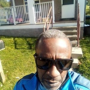 Meet your Posher, Ray